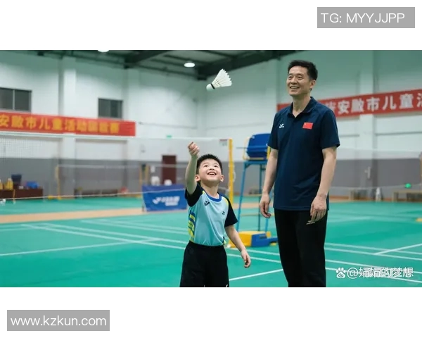 成都羽毛球队逆袭之路：欧锦赛特别报道展现拼搏精神与团队力量