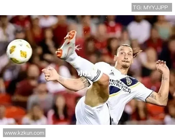 足球明星的经典招牌动作解析与背后的故事揭秘 足球明星的经典招牌动作解析与背后的故事揭秘